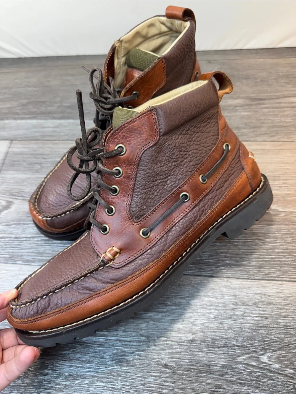 L.L. Bean Men's Two-Tone Brown Leather Chukka Boots men’s SZ 11 (h114)